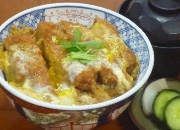 幅広い年代が活躍中!
「ここに来るとホッとする」と感じられる、
そんなお店で一緒に働きませんか?