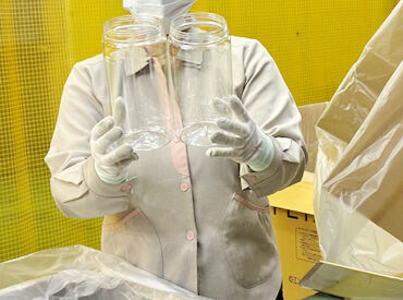 ＼こういった製品を取り扱ってます！／
ペットボトル製品の検査やラベル貼りなど…
とってもシンプルな作業です♪