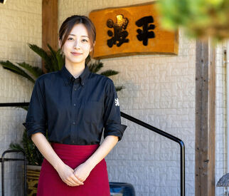 西の浦イカ活造り　波平 観光客・地元の方に大人気☆
お店の周りは大絶景♪きれいな海
【西の浦イカ活造り　波平】