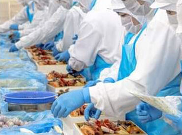 < 無料のまかないあり >
お仕事終わりは美味しいまかないを召し上がれ♪
食費も浮くとスタッフから大好評◎