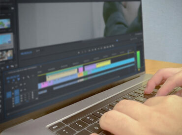 ★服装・ネイル自由！
個性を活かしてあなたらしく働けますよ♪