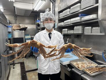 かに道楽　京都伏見店 【短期OK】
2・3月までの短期勤務も歓迎です！
未経験の方も丁寧な研修で安心してスタートできます◎