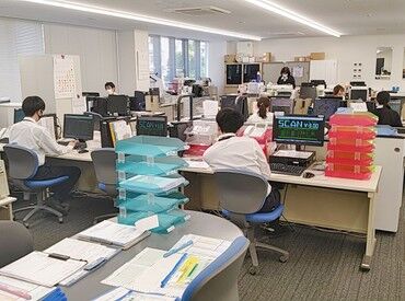 ＜平均年齢は39.9歳なので落ち着いた雰囲気＞
休憩室あり＆産休・育休取得実績あり◎温かな社内環境で安心して働けます！