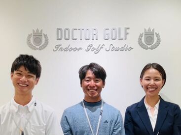 株式会社MIC/ドクターゴルフ綱島駅前店*943703 ピカピカのキレイなお店★おしゃれな制服あり！
髪色、髪型ネイルピアスもOKなのであなたらしく働けます◎
※写真はイメージ