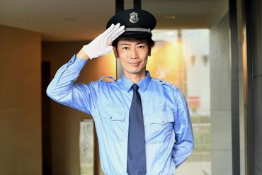 株式会社ディフェンス・カンパニー 20代～70代まで活躍中◎幅広い年齢を採用！
未経験からスタートも！現場前にはしっかり研修♪
直行直帰で働きやすさもバツグン！