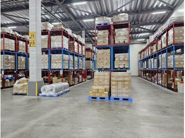 【勤務地】茨城・群馬
※茨城県猿島郡：2025年春にオープン 
※群馬県明和町：数年ぶりの募集
各拠点1名ずつの限定募集です