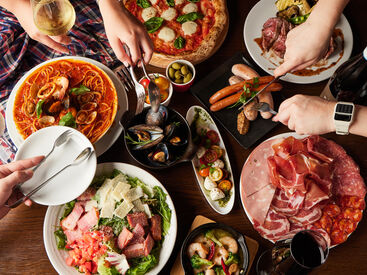 おしゃれOKで自分らしいスタイルで働けます！
髪型・髪色自由◎ネイルは派手過ぎなければOK！