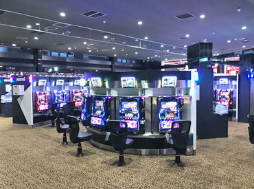 高時給1280円～！
22時以降は時給1600円！