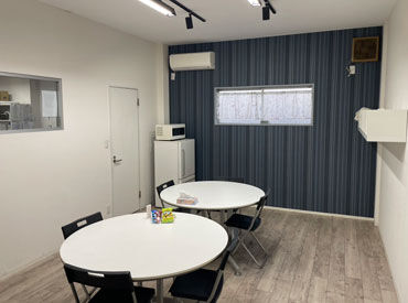 ＼未経験歓迎／
資格取得や実務経験は不要です♪
お休み希望もほぼ通ります◎
