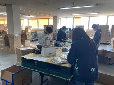 未経験スタートの方多数!
スタッフ同士がフォローし合う、明るくのんびりした雰囲気の職場です。