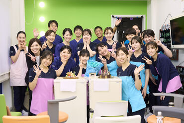 20～40代の女性スタッフ活躍中◎
学生さんや主婦の方などいろんな方がおり
年齢層も幅広く、どの世代の方でもなじみやすい♪