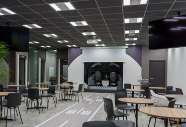 職場は風通しが良く相談しやすい環境です◎
困った時は先輩スタッフが
しっかりサポートします！