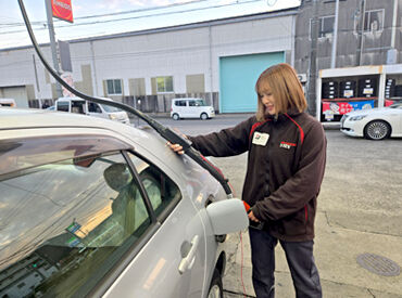 学生＆フリーター大歓迎！
セルフではないやりがいあり★
ある程度やることがあった方が時間も早く過ぎるんです♪