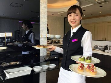 ANAクラウンプラザホテル松山 ＼昇給制度が明確♪／
「できることが増えた」
「出勤回数が増えた」など…
あなたの頑張りをしっかり見ています◎