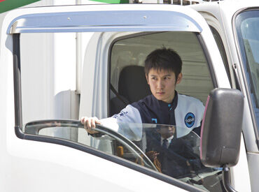 勤続年数が長いスタッフ多数♪
ホテルやゴルフ場の割引など福利厚生も豊富で働きやすさ抜群！
異業種から挑戦したいという方歓迎