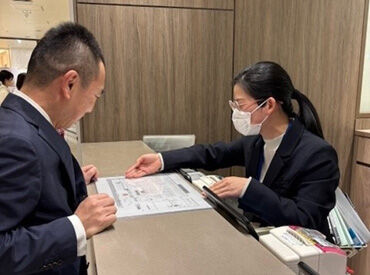 百貨店の雰囲気を作る
なくてはならないお仕事です♪
お客様が安心してお買い物できる
空間を一緒に作りましょう*