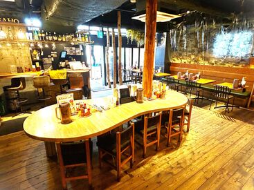 人気店で働きませんか?
最初はみんな初心者同士なので
困ったときもサポートします♪