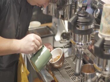 シフト柔軟◎
希望の時間帯はご相談に応じます♪
ご都合に合わせて働けるから続けやすい!