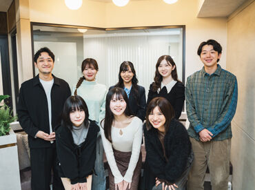 SNSや美容業界・コンビニ業界などのトレンドを感じながら、
自由な雰囲気でクリエイティブなお仕事に取り組めます!