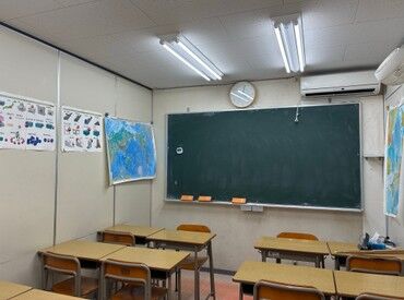 少人数制だから生徒としっかり向き合える！
生徒一人ひとりの理解度や成長を見守りながら指導できます◎