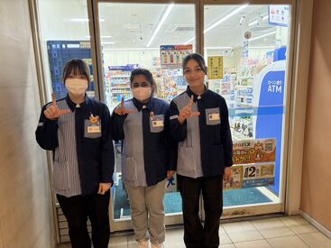 ローソン 新潟花園一丁目店 【シフトの融通が、かなりきくのが自慢】
お子様の体調不良などでの
当日の急なお休みもまずは相談ください。
＜週3～/1日3h～＞