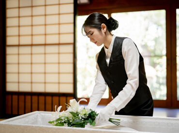 セレマ 祝園シティホール 週1～＆3時間からシフトは柔軟！
久しぶりのお仕事に、扶養内で、副業でetc...
相談もお気軽に♪
※画像はイメージです