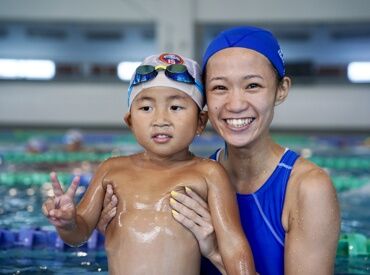未経験から始めて、スイミング指導のスキルが自然と身につきます！
成長をしっかりサポートする体制あり◎