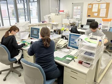 株式会社スタイレムロジスティクス 箕面営業所（旧株式会社瀧定関西商品センター箕面営業所） 残業なしでオンとオフのメリハリもバッチリ！
「自分の時間を大切にしたい」という方にもピッタリ◎
仕事後の予定もたてやすい♪