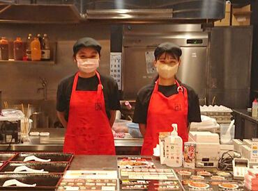 辛麺屋 桝元　イオンスタイル笹丘店 ＼未経験大歓迎！／
初めての方でも安心の研修制度♪
席への案内など、簡単なことからスタートしましょう◎