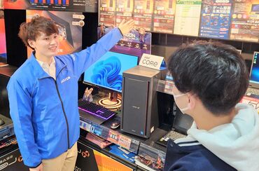 パソコン工房　千葉店 ★パソコンに詳しくない…
★もっと機械に強くなりたい方歓迎！
お客様に質問されたら、先輩に
ヘルプ要求だしてもOK(・V<b)♪