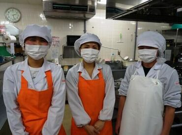 株式会社ベネミール 勤務地：特別養護老人ホーム ルアナ 主婦(夫)さんやミドルシニアの方も
多数活躍中★
あなたの資格やスキルが
存分に活かせる職場です！