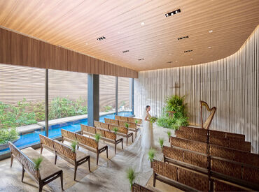 お友達と一緒に応募も大歓迎！
同時の面接もお気軽にご相談ください♪
みんな仲良く、働きやすいお店です+*