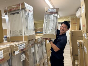 シナネンアクシア株式会社　世田谷オフィス 服装・髪型・髪色自由！
リラックスした服装で勤務OK♪
希望があればポロシャツを貸与します◎