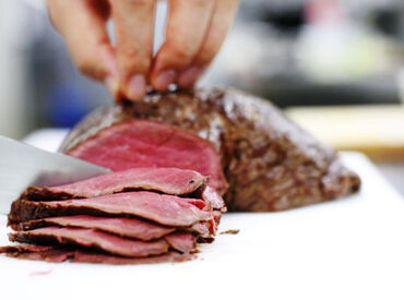 「学校やサークルと両立したい」
「かけもちバイトでちょっとだけ稼ぎたい」
そんな希望もお気軽にご相談くださいね♪