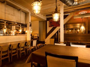 中洲川端駅から徒歩2分!
通いやすい立地だから遠方からの出勤も大丈夫♪