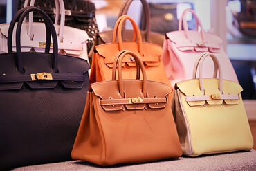 お店は新宿駅の近くにあるので、帰り道でショッピングもできます♪