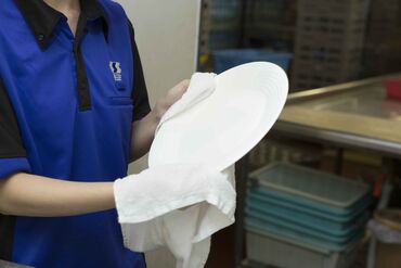 (株)セントラルサービスシステム　安曇川近隣の完全会員制リゾートホテル 【365】 コツコツ＆もくもくとお仕事！
お客様の前に出ることもほとんどないので、
シャイな方でも大歓迎です◎