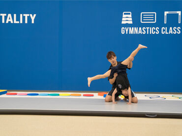 HOS体操教室松原校　体操コーチ 実際に7キロ痩せたスタッフも！？
働きながら健康的な運動ができるレアバイトです★
一石二鳥の環境で働きませんか？