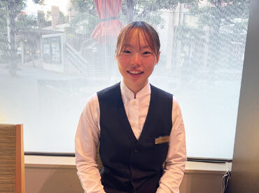 未経験スタート歓迎！
スタッフ同士の仲の良さバツグン♪
友だちと一緒に仲良くバイトデビューもOK★