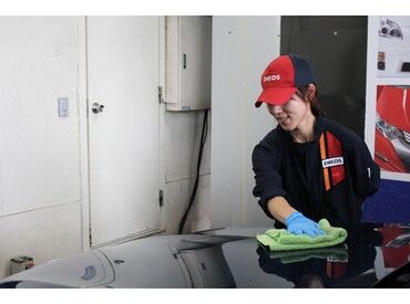 まずは簡単なお仕事からスタートできるので、未経験の方も安心です！
分からないことは、気軽に先輩スタッフに聞いて下さいね♪