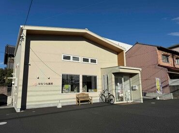 はなつね薬局 週2日～OK！学校帰りや空き時間に働ける★
17～20時だけシフトだから学校とも両立しやすい♪