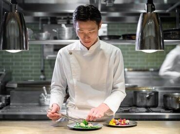 THE MARCUS SQUARE KOBE 「ありがとう」や「さっきの対応よかったよ！」etc.
チームワークの良さがジマン。だから、忙しい時でも楽しく働けるんです♪