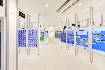 学生さん、フリーターさん皆さん歓迎★
タレントに詳しくなくてもOK！
入店受付やレジをお任せ♪