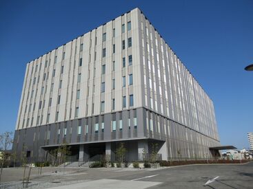 《マニュアル完備＆複数名での業務》
銀行でのオシゴトが初めての方も、
久々のお仕事復帰となる方も安心の環境です♪