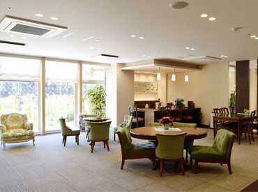 介護のお仕事をしていた方、有資格者の方等
経験者の方も大歓迎です！
経験を活かして勤務する事が可能です！