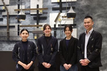 株式会社ホテルエムズ　※勤務地：京都河原町エリア ゜*＼和気あいあいとした雰囲気です／*゜
みんな仲良く働いています！
新しいお友達もできるかも！？