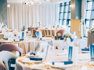 ＼高校生歓迎！／
バイトを始めるなら普段味わえない体験をしませんか？
幸せいっぱいの非日常空間でお仕事◎
※画像はイメージ