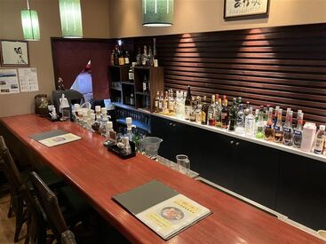 《 新伊勢崎駅から徒歩7分 》
新鮮なお魚をその場でさばく高級店!!
まかないがあるのでお弁当を作る必要ナシ!!