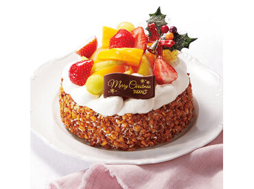 クリスマスのワクワク気分でお仕事♪
社割でケーキをオトクにGETできます◎