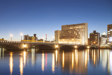 未経験の方も大歓迎！
学生さんから主婦さんまで、たくさんのスタッフが活躍中です！
友達との応募も大歓迎！